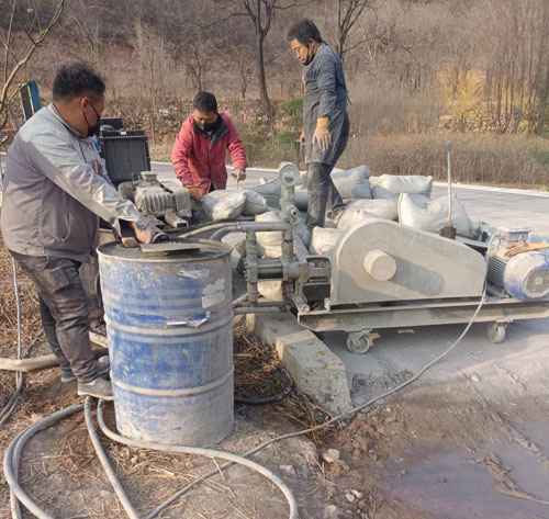 苏尼特右路面下沉注浆